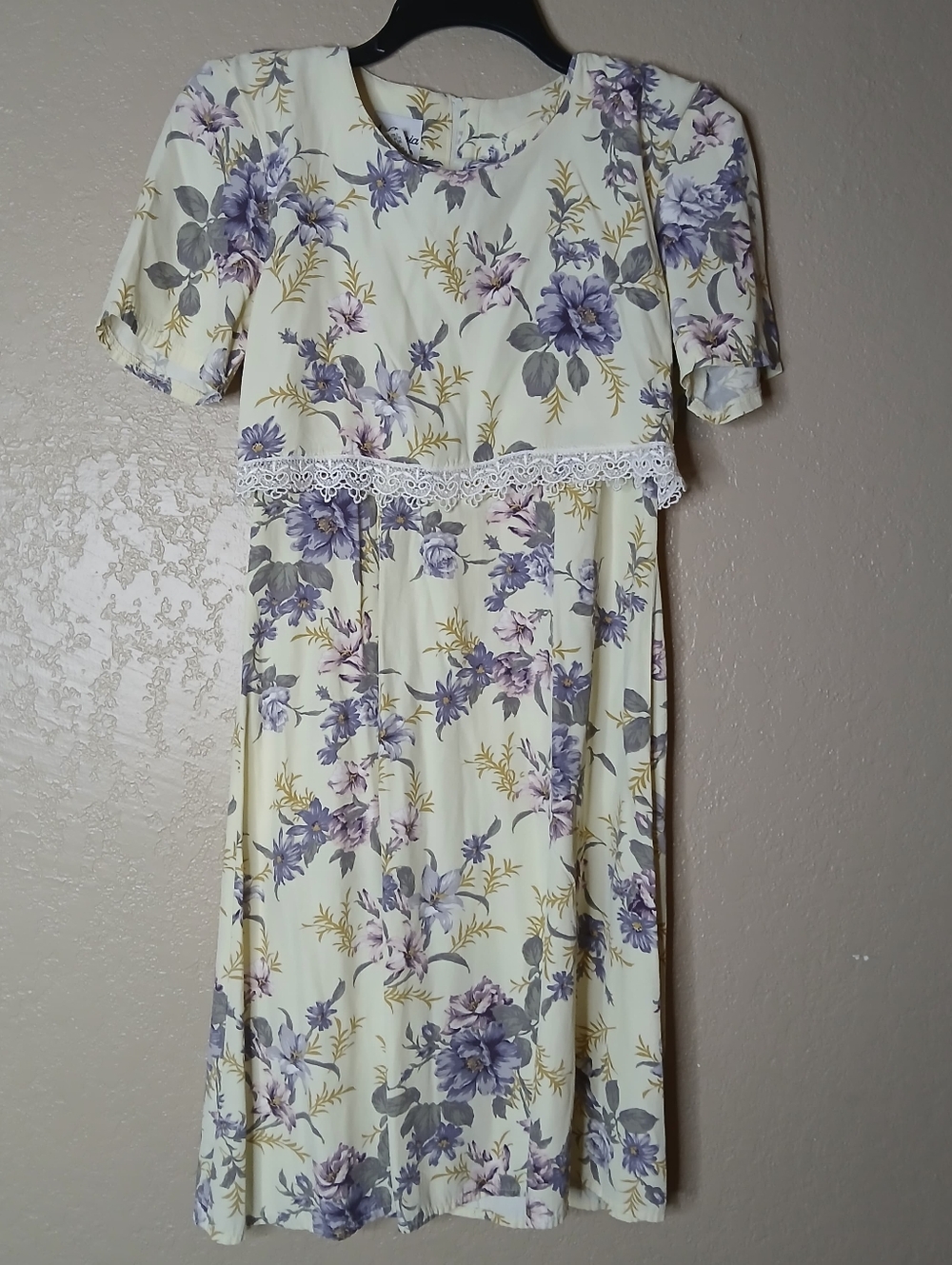 Vintage Ms BASIA California Floral Midi Dress with Lace Trim - Size 10